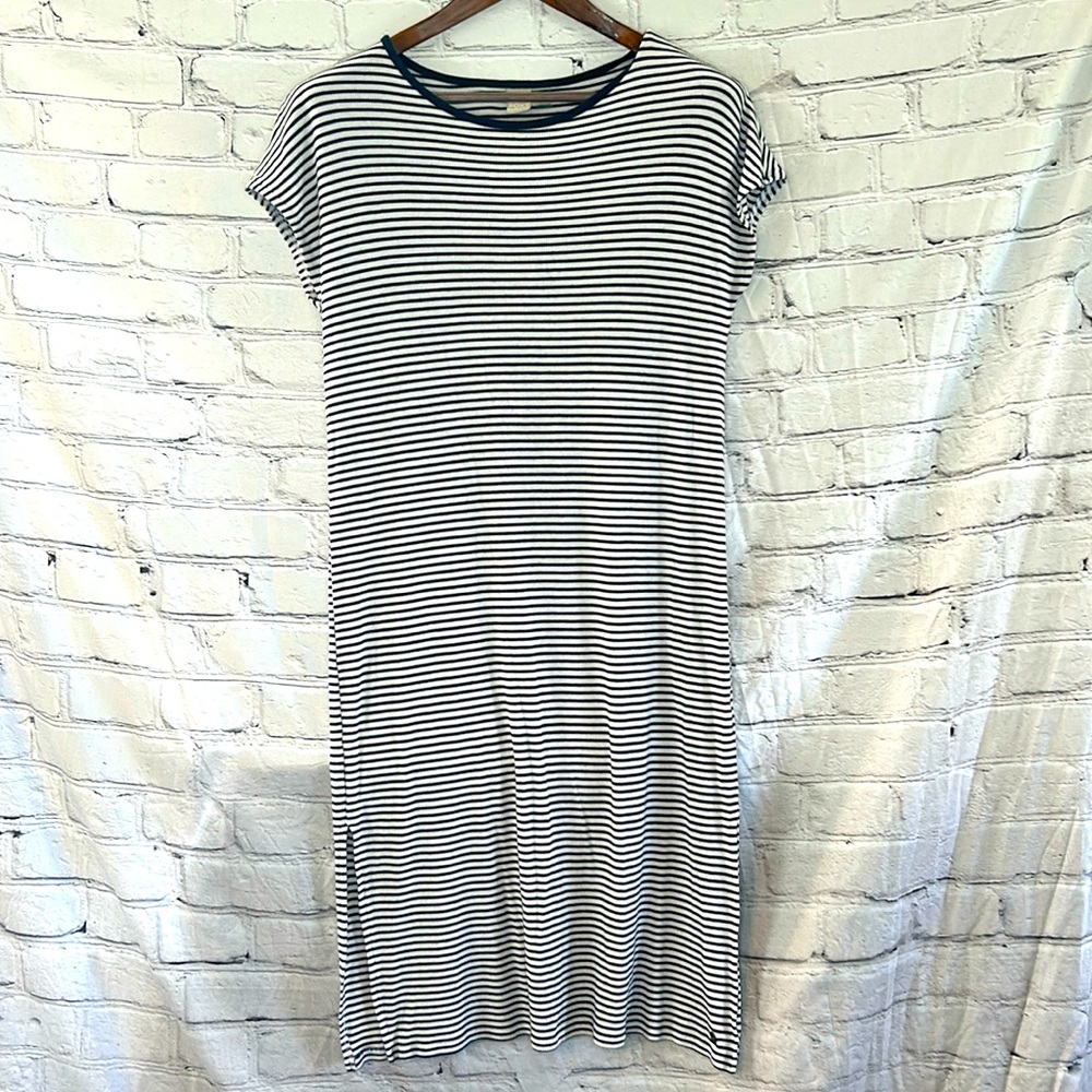 Roxy Short Sleeve Blue & White Striped Short Sleeve T-Shirt Dress Size 4